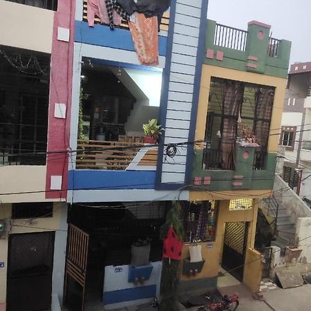 Yashu Guest House Ujjain Eksteriør bilde