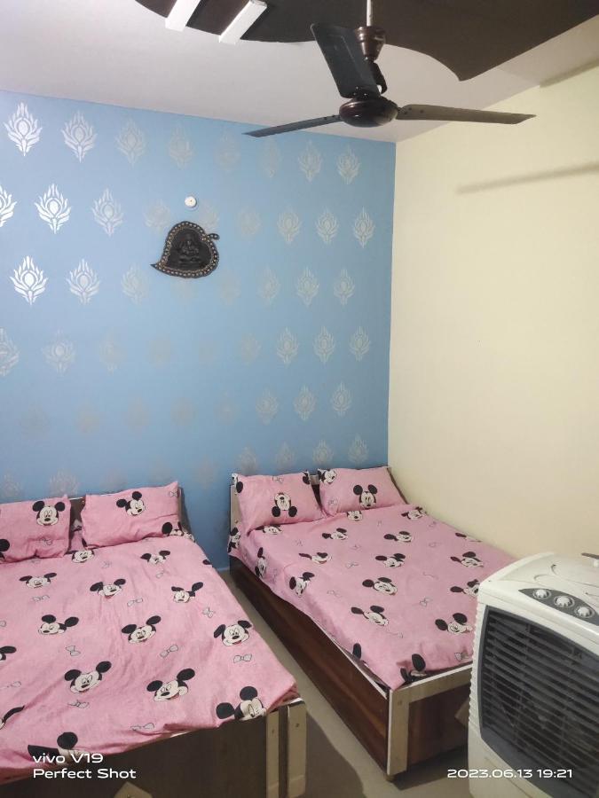 Yashu Guest House Ujjain Eksteriør bilde